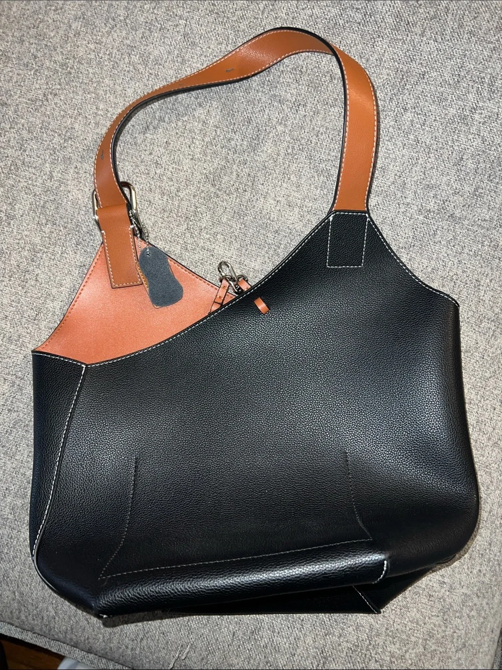 Maison de Beaute Marseille Cholet Classic Black and Tan Women’s Shoulder Tote